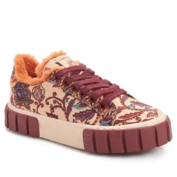 FARM RIO Beige Sunset Floral Tapestry Flatform Sneakers, Boho - Picture 3 of 15